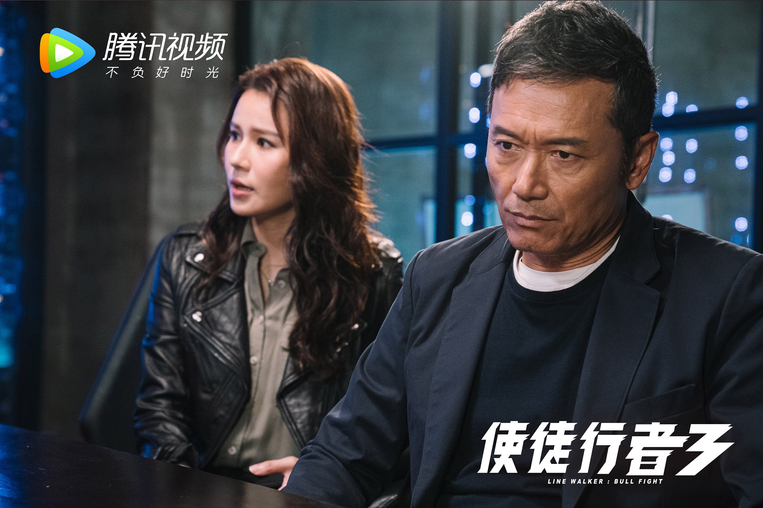 德甲火热，球迷盛赞比赛环境，2021德甲用球